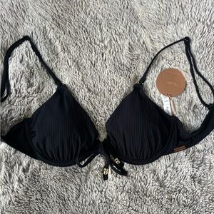 BNWT Black Underwire Bikini top